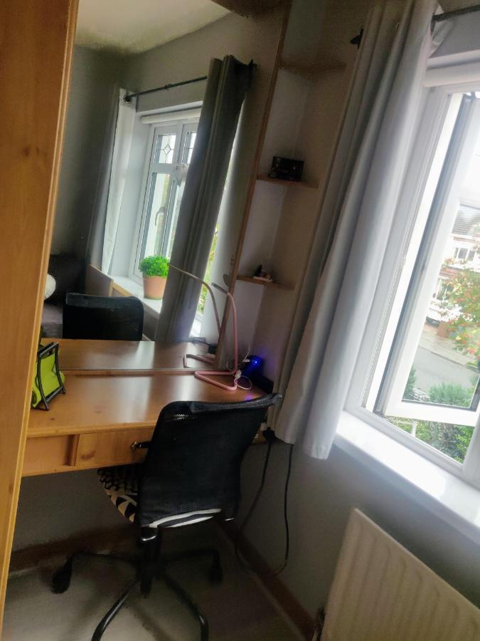 Private Room In Дъблин Екстериор снимка