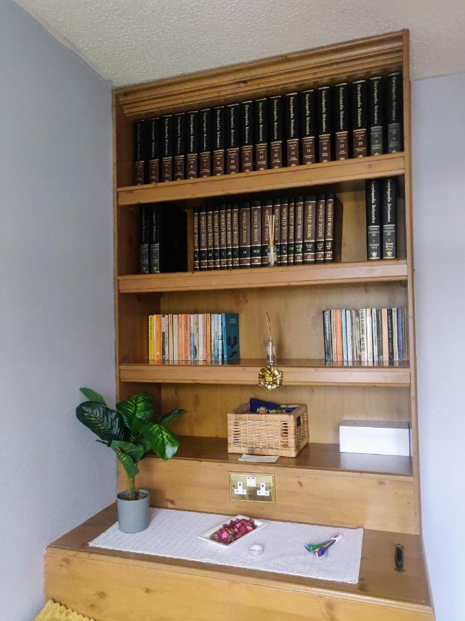 Private Room In Дъблин Екстериор снимка